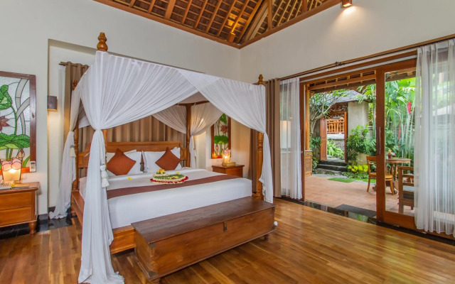 Graha Sandat Villas by Pramana Villas