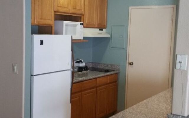 Olive Tree Inn & Suites