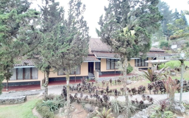 OYO 92999 Villa Melati Puncak