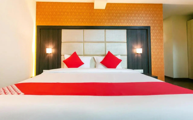 Collection O 36215 Hotel Pearl Residency