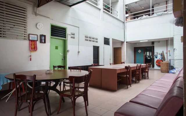 Lai Ming Hotel Cosmoland