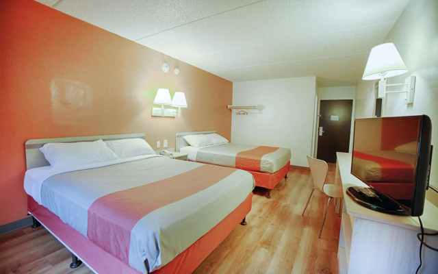 Motel 6 Albany, NY