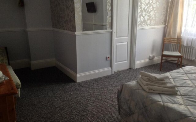Becket House