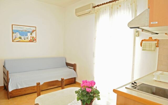 Tilemachos Rooms & Studios