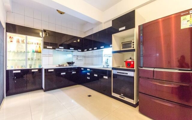 Hualien Sunny Homestay B & B