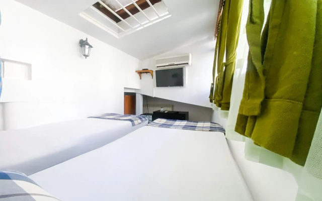 Boutique Villa 84