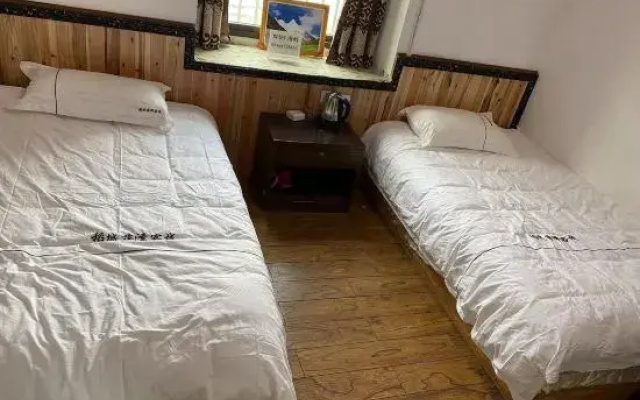 Daocheng Jiangze Homestay