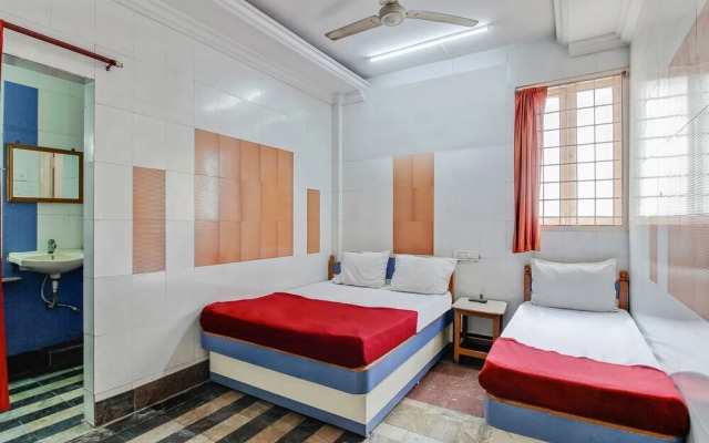 SVR Sai Priya by OYO Rooms