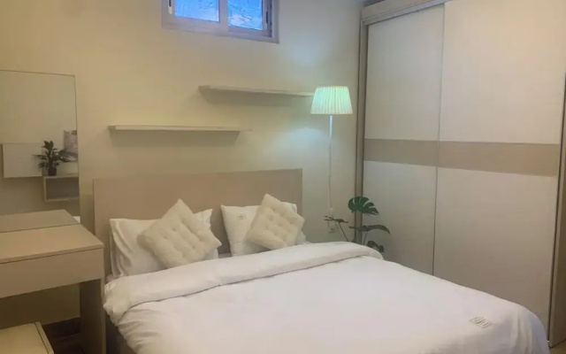 Holly Apartment - Truc Bach Lake