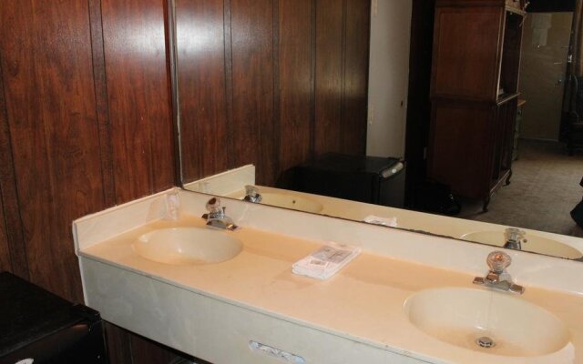 Family Inns of America Williamsburg