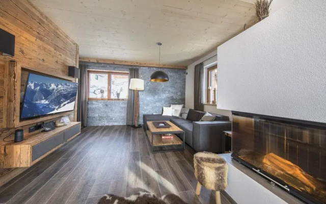 Chalet in Neukirchen Near Wildkogel Ski Arena