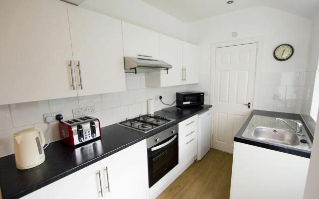 Southend Airport Cottage — фото 3