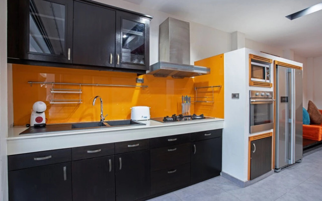 Chic and Modern 3BR Pool Villa Kloua