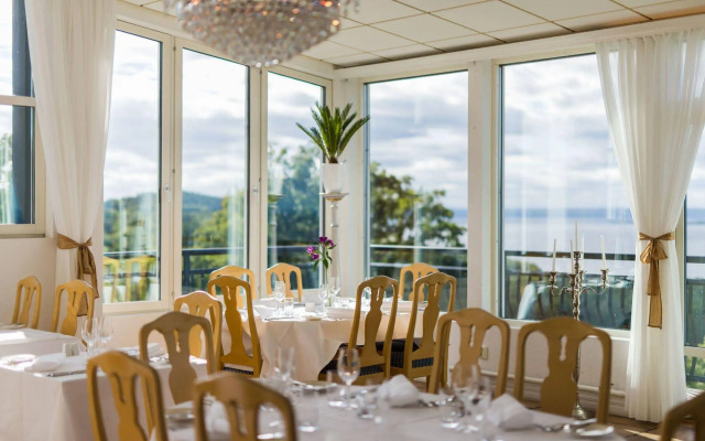 Hotel Gyllene Uttern