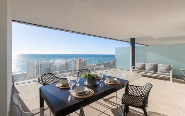 Bego a Sea View in Fuengirola