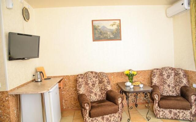 Erunin Hotels Group on Dalidovich 25