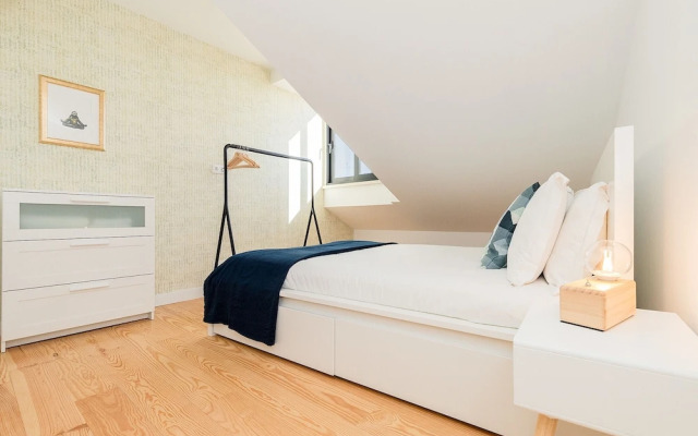 Belem Design 10 by Homing