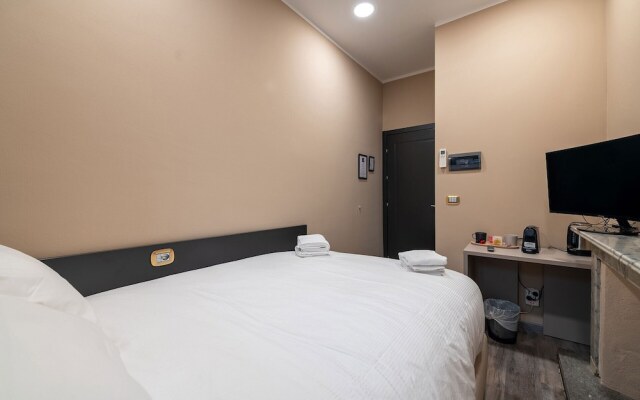 Torino Station Relais