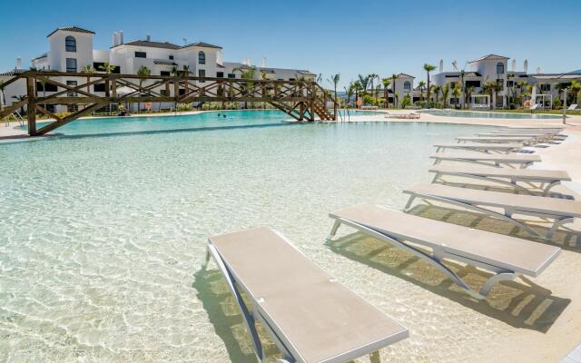 LAE13.1D- Apotel  Estepona hills by Roomservices