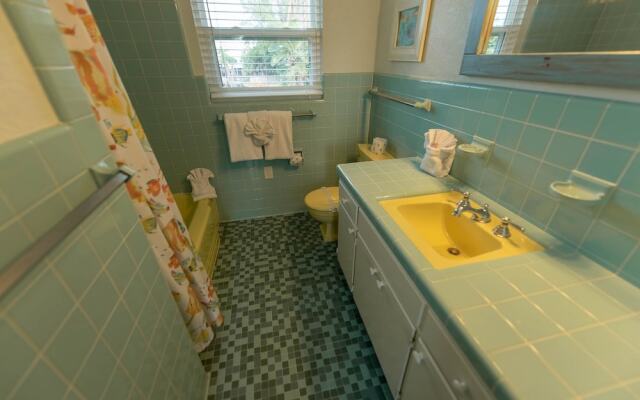 Harbor Side Apartment 5