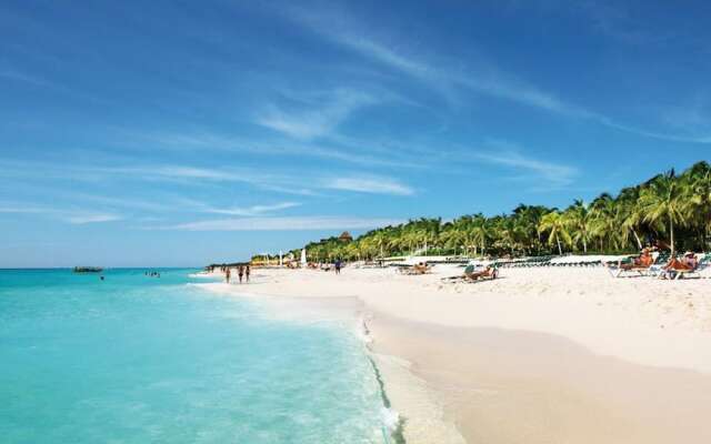 Gorgeous Apartments in the City by Select