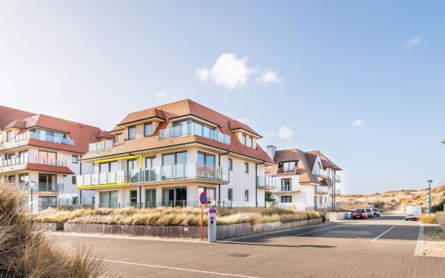 Beachouse 101 on the Dunes and the Beach