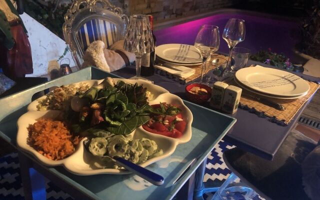 Les Grimaldines - Maison d'Hotes C 2 Bis