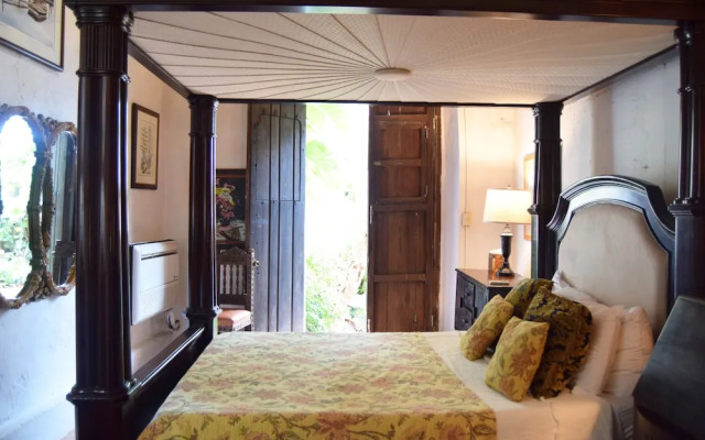 The Gallery Inn
