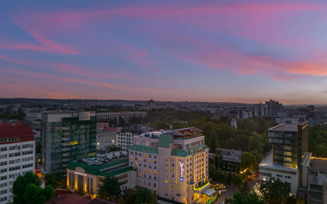 Radisson Blu Leogrand Hotel