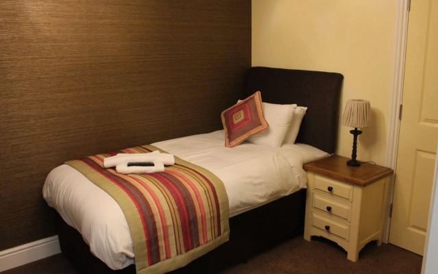The Crown Hotel
