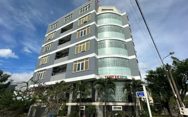 New Day Hotel