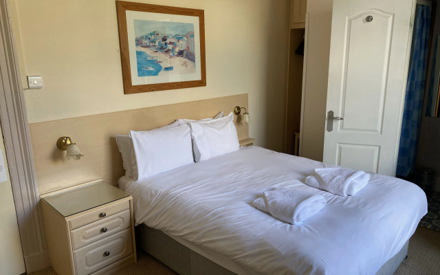 Victoria Hotel Menai Bridge