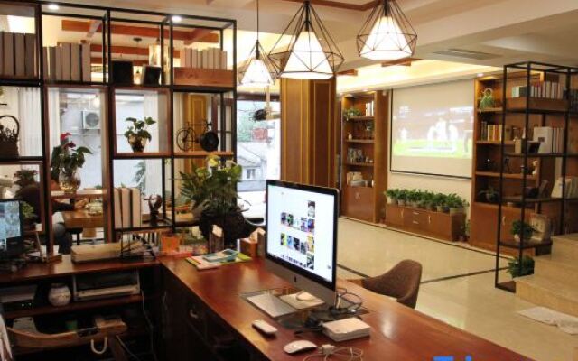 Qixi Lishe Hotel