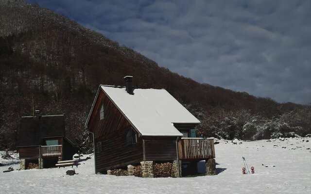 Les chalets de la forêt d'Issaux