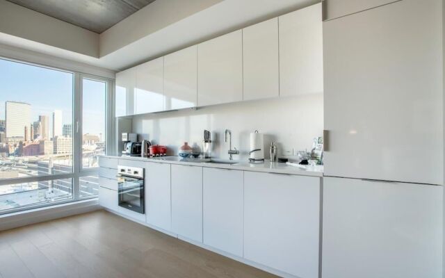 Luxurious Studio in the Seaport District