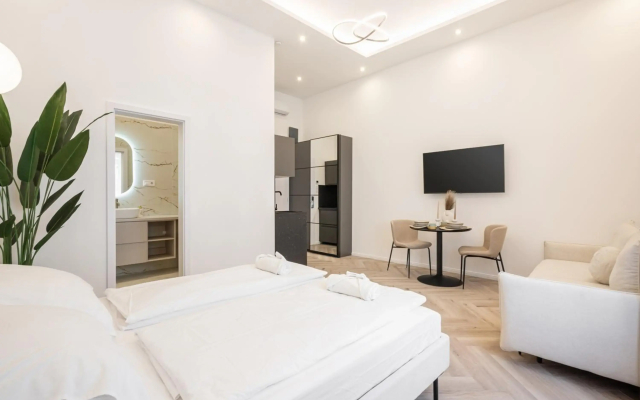 K51- Boutique Apartments, Best Location, by BQA