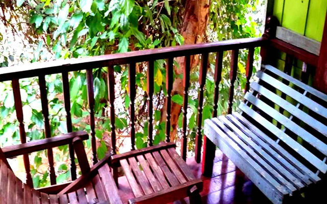 Tree Top River Huts