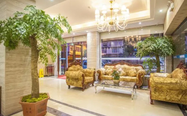 Yunting City Hotel (Lijiang Ancient City)