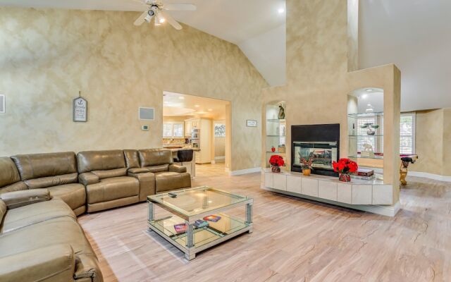 Billiards & Private Pool: Bright Clovis Home!