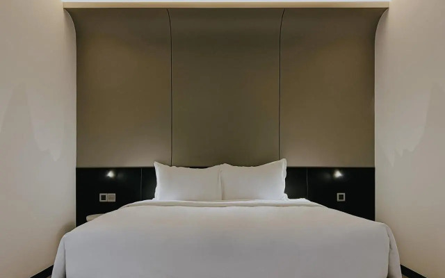 Tropical, Center District 1, HCMC