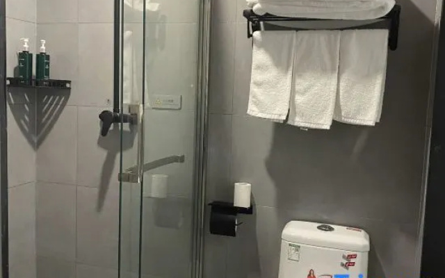 Magnotel Hotel (Jinan Daminghu) – Bathroom – Jinan