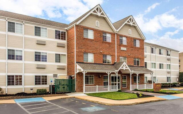 MainStay Suites Greenville Airport