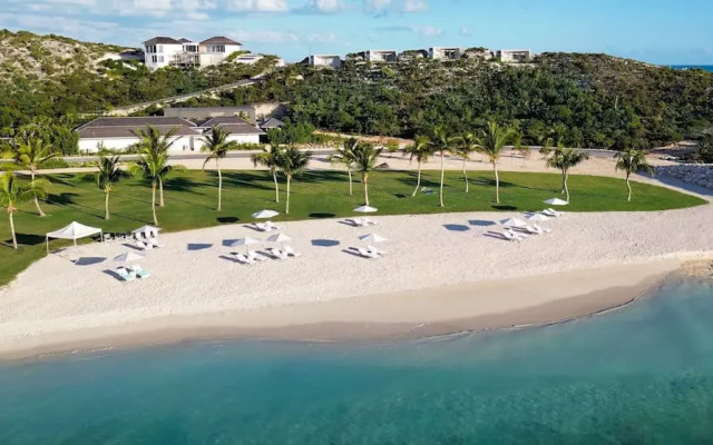 Oceanfront Luxury Villa Infinity Pool w Slide