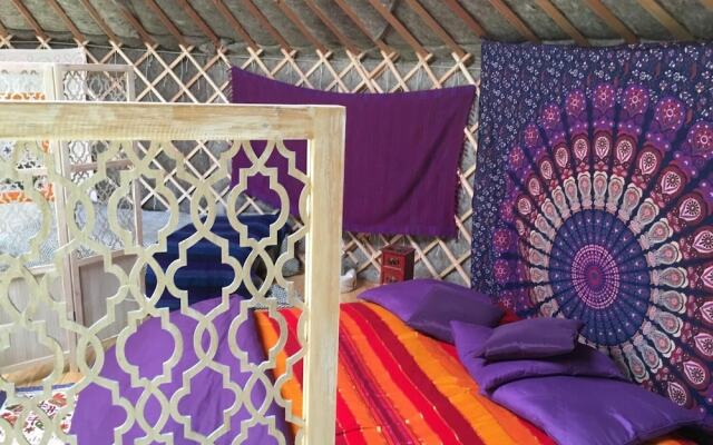 Au fil de l'Eau - La Yourte