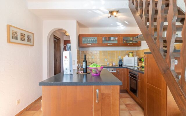 Charming Holiday Home in Empuriabrava With Pool