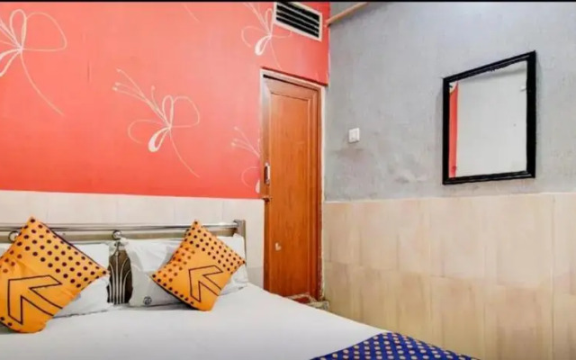 SPOT ON 83258 Hotel Shabnam