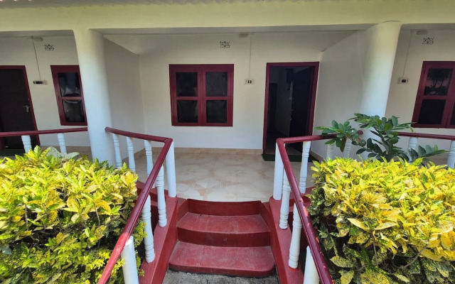 Sands Courtyard
