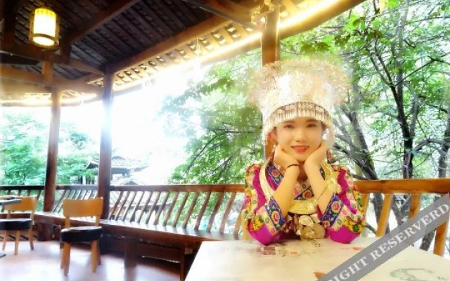 Qian Hall Poetic Flavour Dwelling