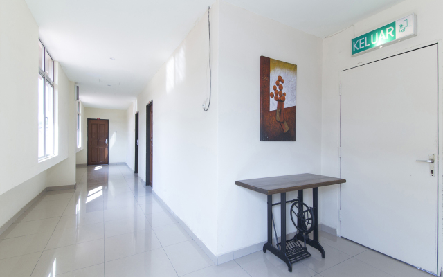 OYO 417 Raintree Boutique Hotel