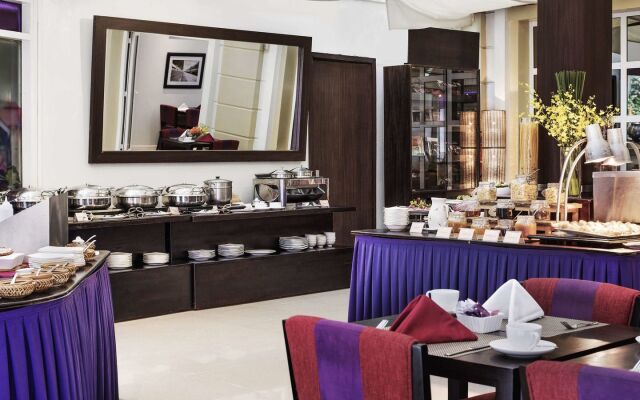 Mercure Hanoi La Gare